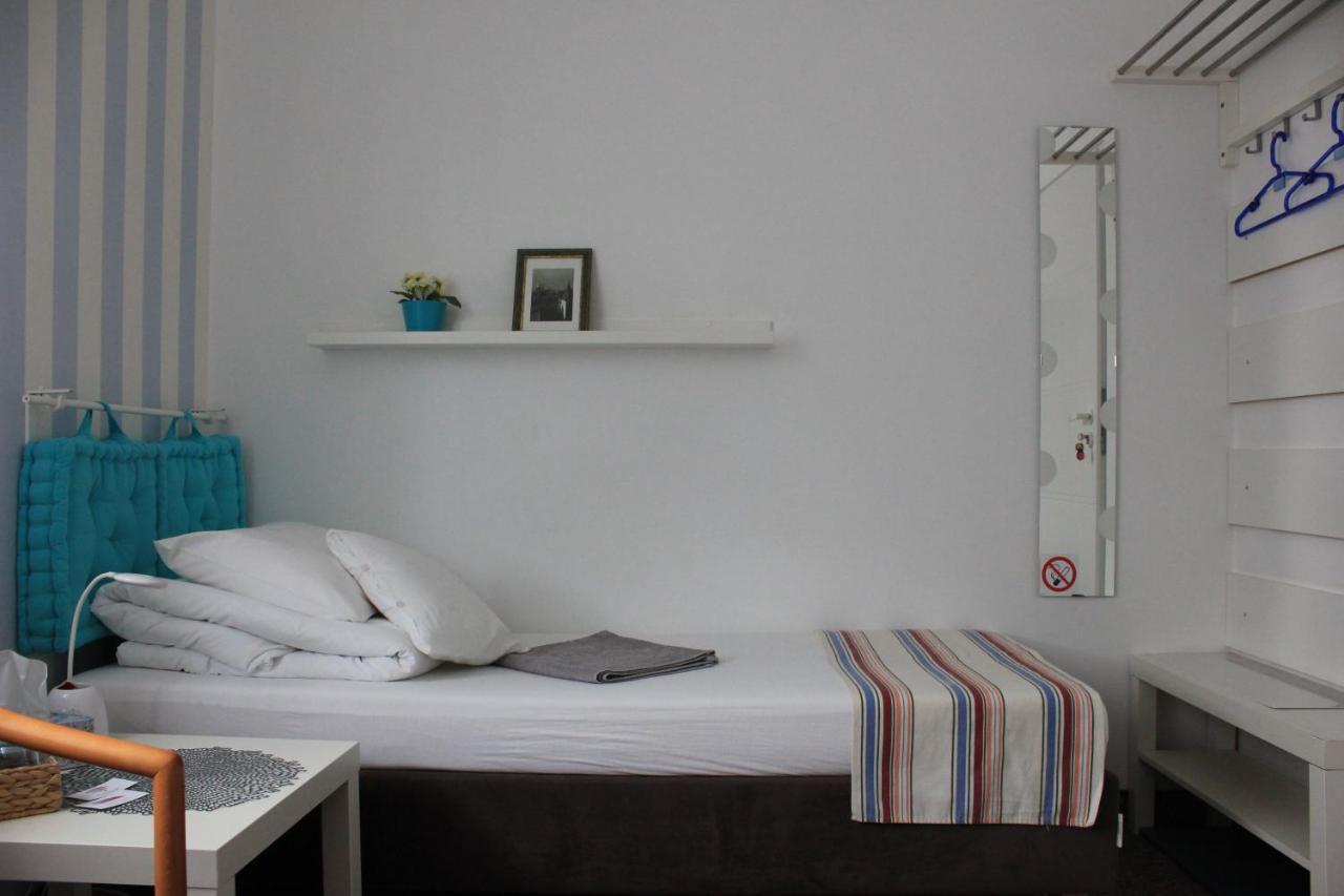 Kolorowa Guest Rooms Warsaw Luaran gambar