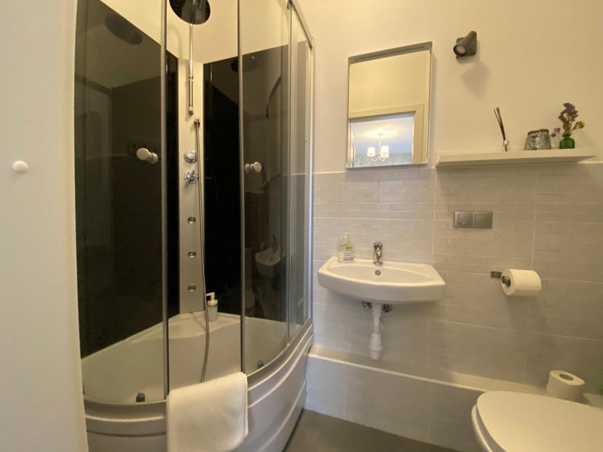 Kolorowa Guest Rooms Warsaw Luaran gambar